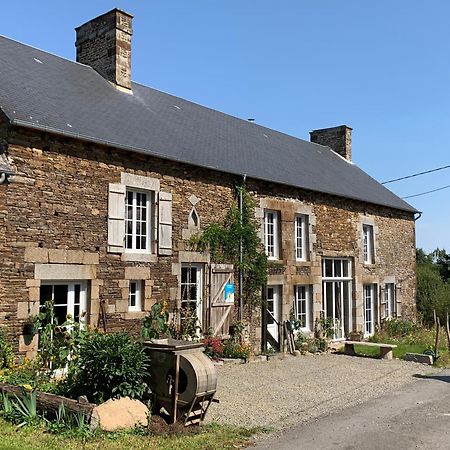 Agritourisme Abae Bed & Breakfast Sougeal Exterior photo